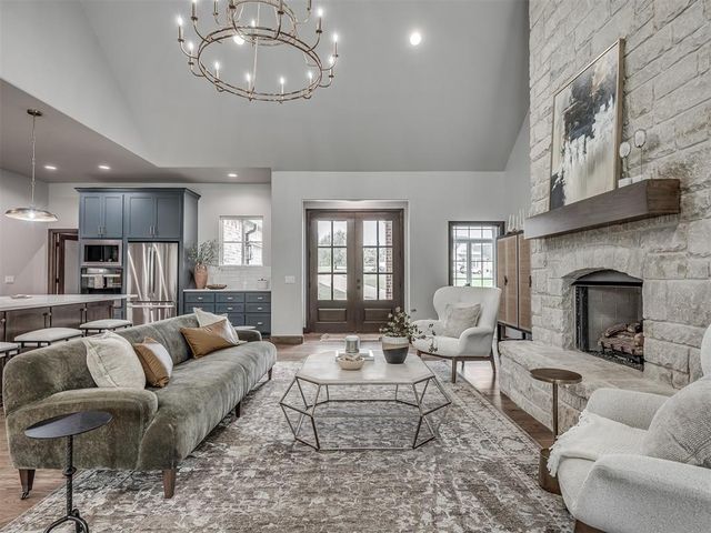 3124 Red Ridge Drive, Blanchard, OK 73010