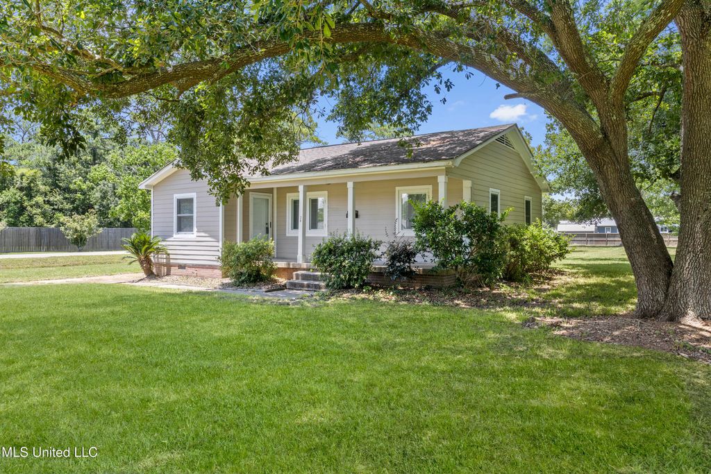 38 37th Street, Gulfport, MS 39507