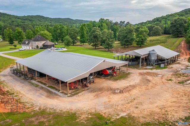 7805 Owls Hollow Road, Gadsden, AL 35901