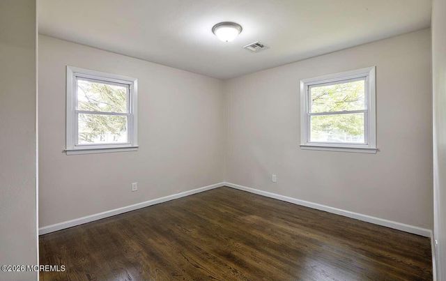 560 Garrett Hill Boulevard, Belford, NJ 07718