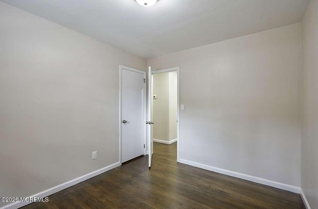 560 Garrett Hill Boulevard, Belford, NJ 07718