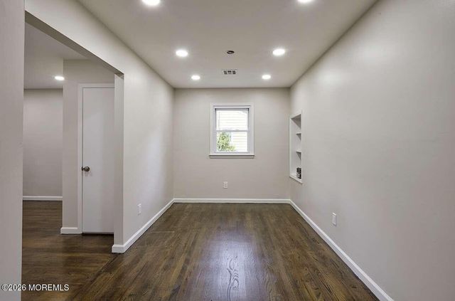 560 Garrett Hill Boulevard, Belford, NJ 07718