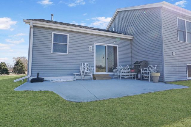 271 Hidden Bluff ROAD, Cedar Grove, WI 53013