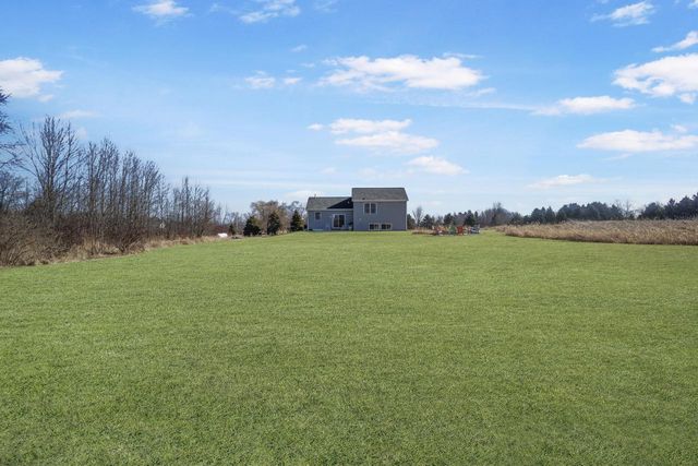 271 Hidden Bluff ROAD, Cedar Grove, WI 53013