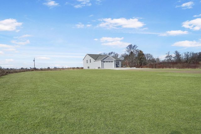 271 Hidden Bluff ROAD, Cedar Grove, WI 53013