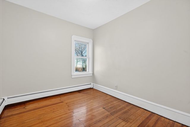 240 Montaup St, Fall River, MA 02724