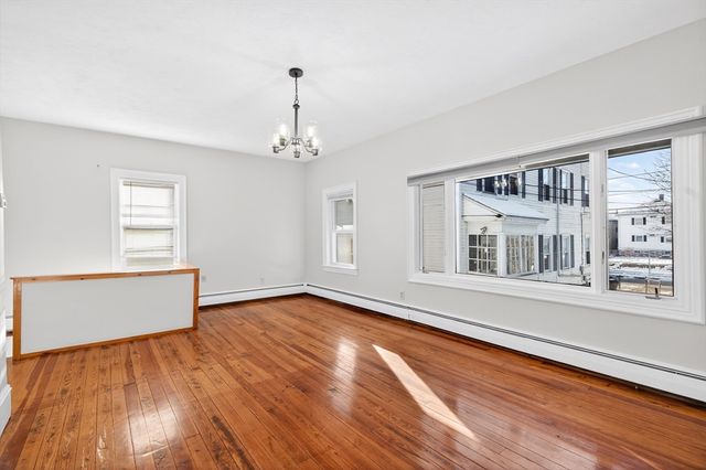 240 Montaup St, Fall River, MA 02724