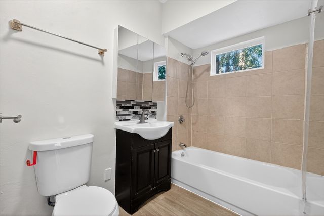 240 Montaup St, Fall River, MA 02724