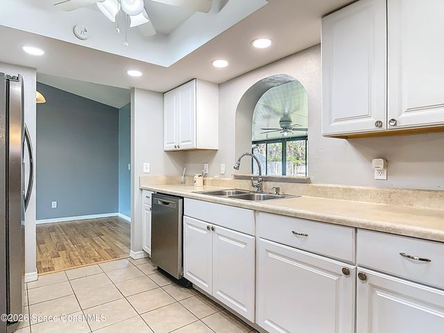 1815 Travelers Palm Drive, Edgewater, FL 32132