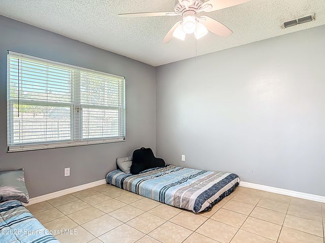 1815 Travelers Palm Drive, Edgewater, FL 32132