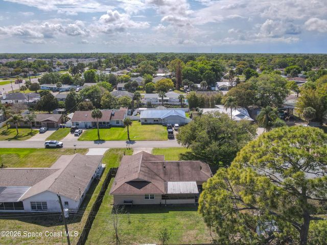 1815 Travelers Palm Drive, Edgewater, FL 32132