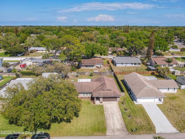 1815 Travelers Palm Drive, Edgewater, FL 32132