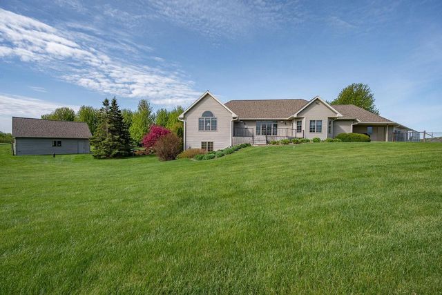 5141 PINE GROVE ROAD, Denmark, WI 54208
