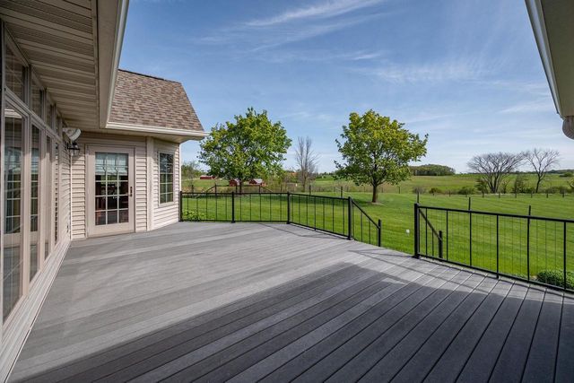 5141 PINE GROVE ROAD, Denmark, WI 54208