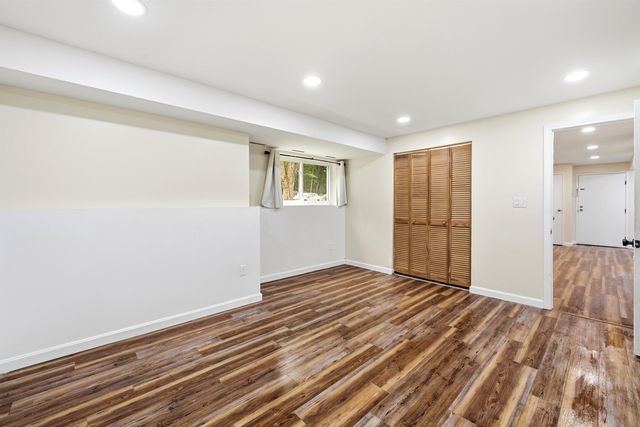 3 Brookside Dr Apt 3, Exeter, NH 03833