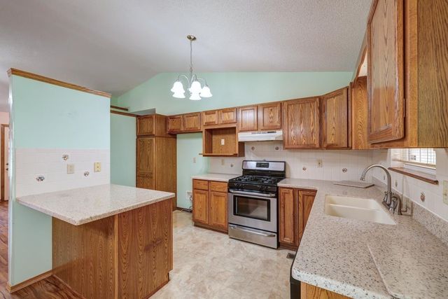 235 W Rosewood Lane, Derby, KS 67037