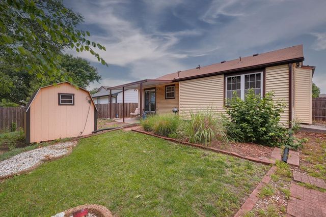 235 W Rosewood Lane, Derby, KS 67037