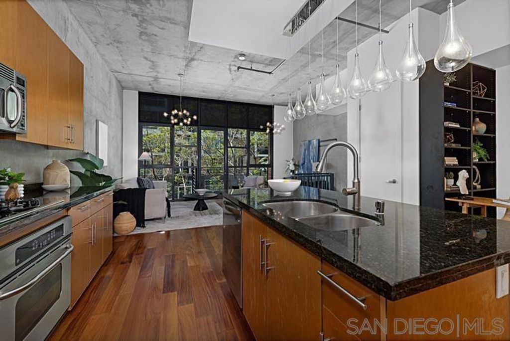 1050 Island Ave 110, San Diego, CA 92101