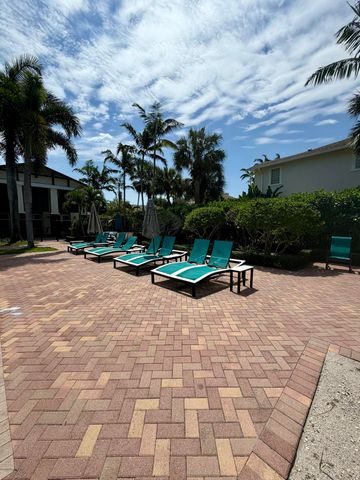 499 Corte Madera Lane 1, West Palm Beach, FL 33401
