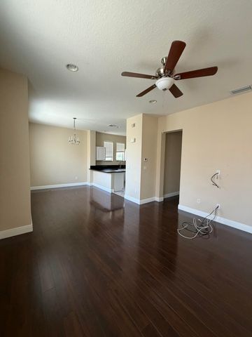 499 Corte Madera Lane 1, West Palm Beach, FL 33401
