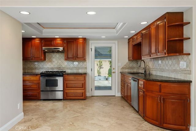 2199 National, Costa Mesa, CA 92627