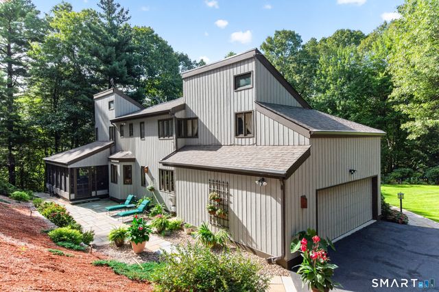12 Hawley Hill Road, Avon, CT 06001