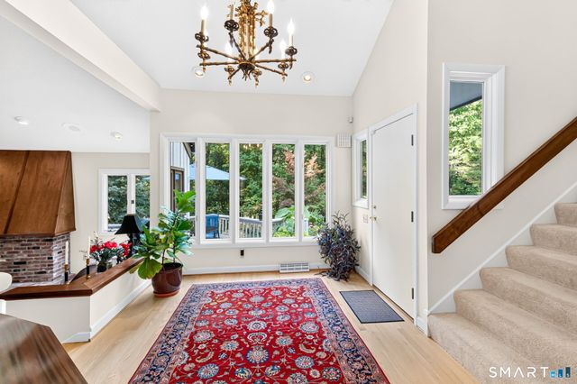 12 Hawley Hill Road, Avon, CT 06001