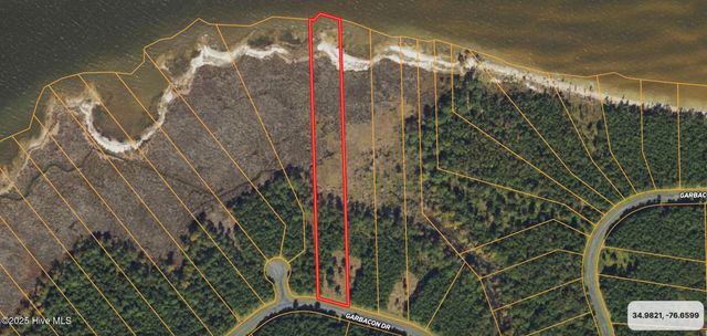 257 Garbacon Drive Drive, Beaufort, NC 28516