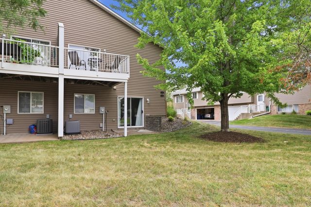 7610 157th Street W B, Apple Valley, MN 55124