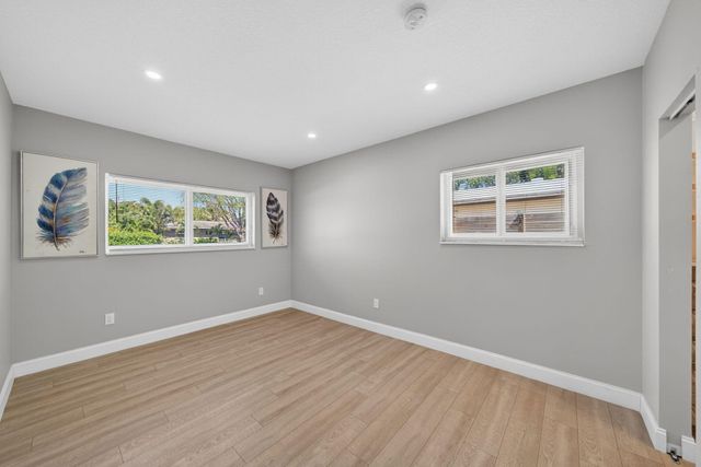850 SE 1st Avenue, Pompano Beach, FL 33060