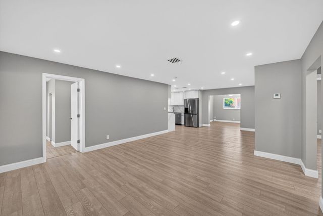 850 SE 1st Avenue, Pompano Beach, FL 33060