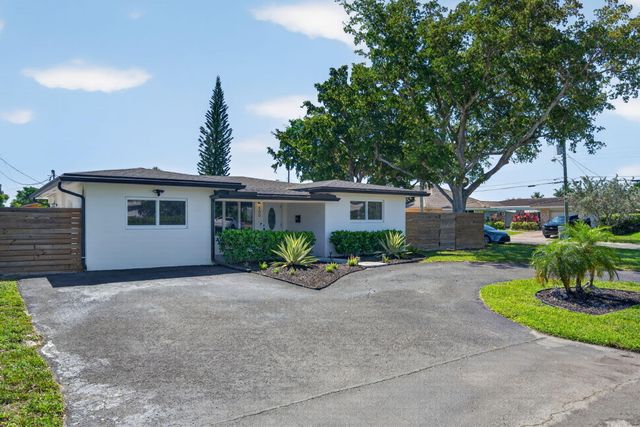 850 SE 1st Avenue, Pompano Beach, FL 33060
