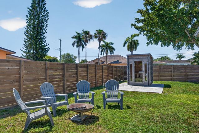 850 SE 1st Avenue, Pompano Beach, FL 33060