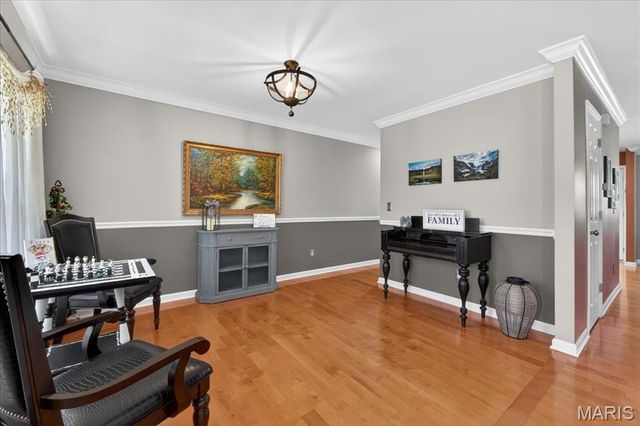 5754 Wickershire Lane, Oakville, MO 63129