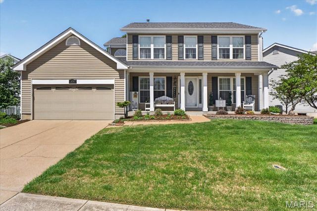 5754 Wickershire Lane, Oakville, MO 63129
