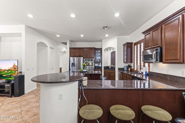 18539 E CARRIAGE Way, Queen Creek, AZ 85142