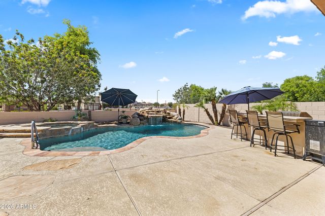 18539 E CARRIAGE Way, Queen Creek, AZ 85142