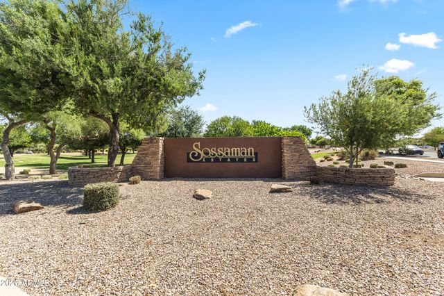18539 E CARRIAGE Way, Queen Creek, AZ 85142