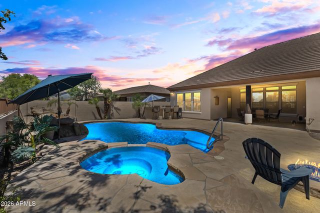 18539 E CARRIAGE Way, Queen Creek, AZ 85142