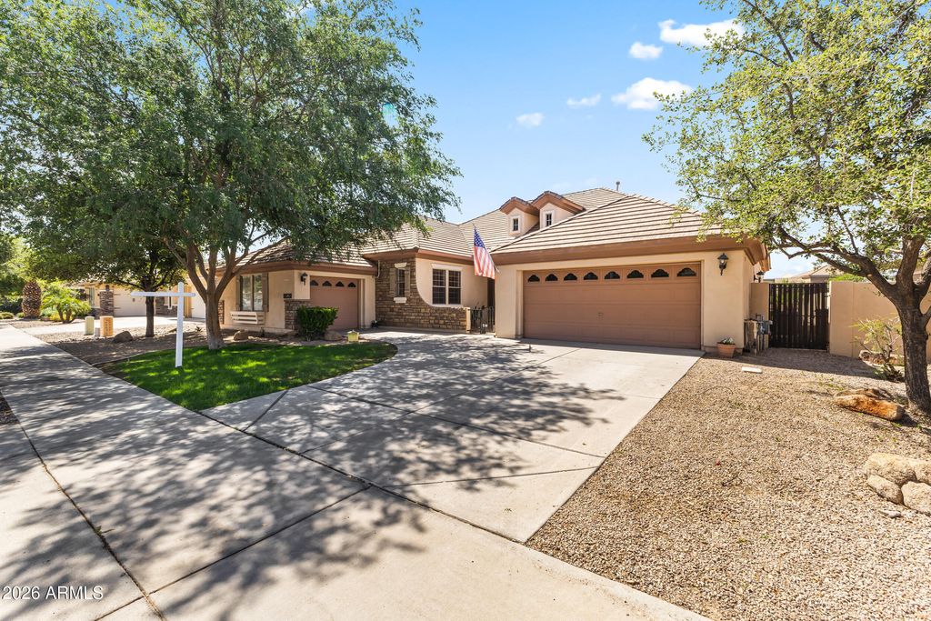 18539 E CARRIAGE Way, Queen Creek, AZ 85142 — photo 3