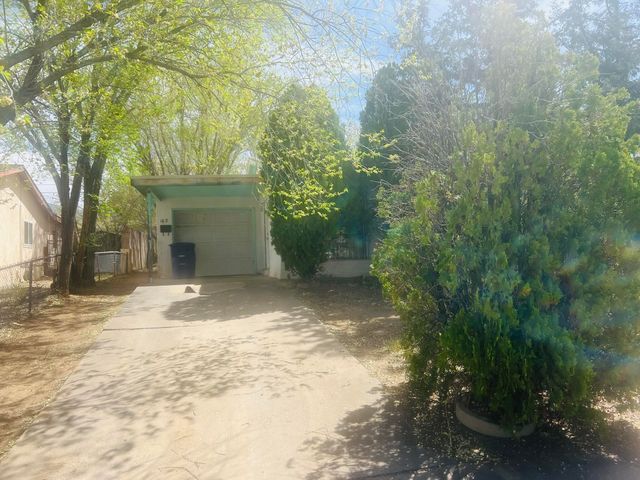1612 Dorothy Street NE, Albuquerque, NM 87112