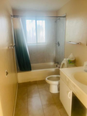 1612 Dorothy Street NE, Albuquerque, NM 87112