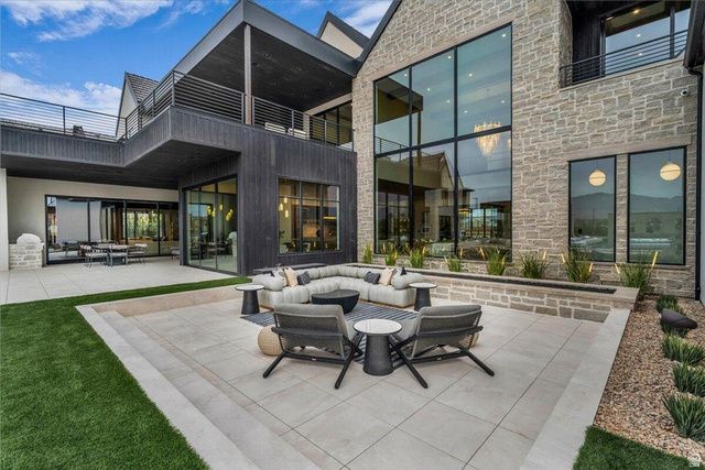 3155 E HINCKLEY, St. George, UT 84790