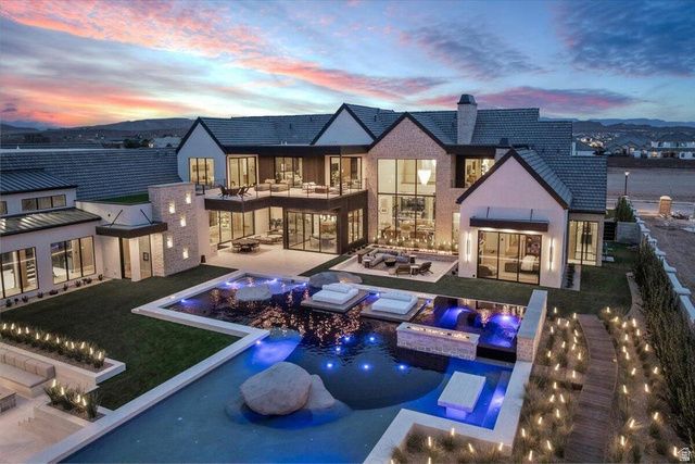 3155 E HINCKLEY, St. George, UT 84790