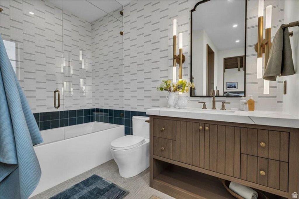 Image 30 of property listing at 3155 E HINCKLEY, St. George, UT 84790
