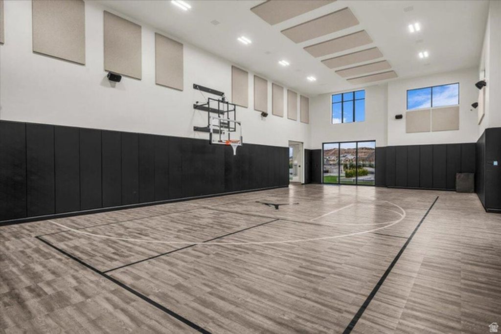 Image 53 of property listing at 3155 E HINCKLEY, St. George, UT 84790