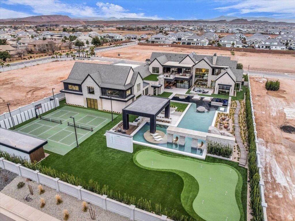 Image 78 of property listing at 3155 E HINCKLEY, St. George, UT 84790