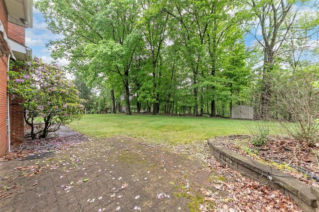 3450 Woodland Drive, Murrysville, PA 15668