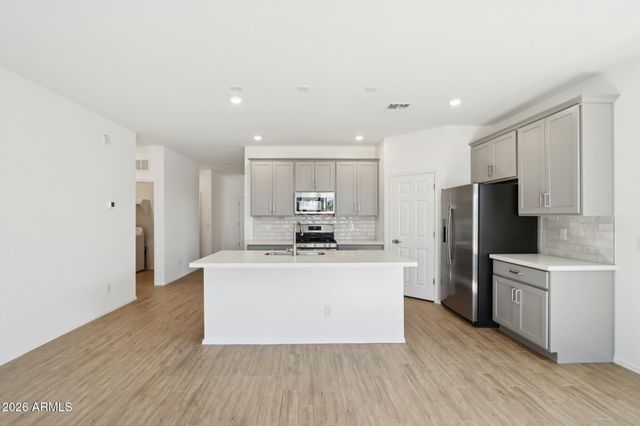 5620 W BUIST Avenue, Laveen, AZ 85339