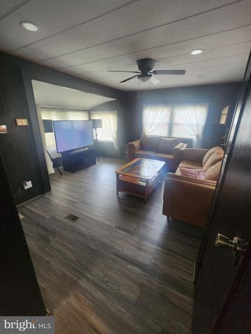 106 NEVADA AVE, Williamstown, NJ 08094